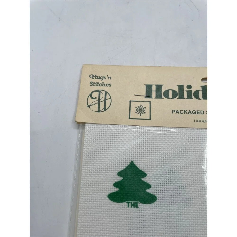 Hugs 'n Stitches Christmas Cross Stitch Pattern Ornaments Pillows Jar Tops NOS